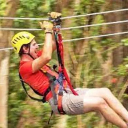 Broeckhuys Park Cottage: Lakeside Retreat For 6 * Ewijk