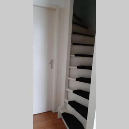 6pers Op Park 't Broeckhuys In Groot Zwemplas In Het Land Maas & Waal Niet Voor Arbeidsmigranten * Ewijk