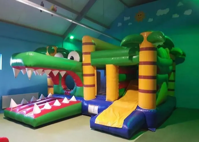 6pers Op Park 't Broeckhuys In Groot Zwemplas In Het Land Maas & Waal Niet Voor Arbeidsmigranten 펜션 *